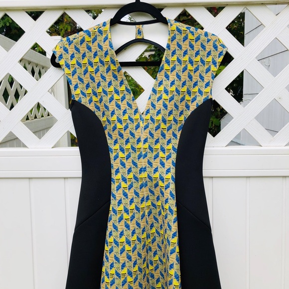 YIGAL AZROUEL**Neoprene Gorgeous Dress US Sm. - Picture 6 of 8